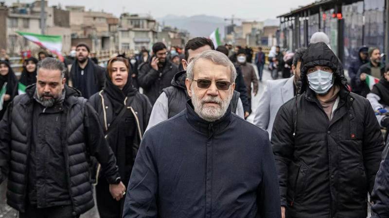  德黑兰街头风雨中，伊朗高层集体现身；这股勇气，直面炮火与威胁。 新闻 德黑兰街头风雨中，伊朗高层集体现身；这股勇气，直面炮火与威胁。 新闻