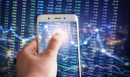 角色逆转十年后,湘财股份启动对大智慧的吸收合并;审核进程遇临时中止。 股票财经