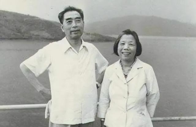  深层剖析：关于“养子”传闻的真相与革命情感的边界 文化旅游