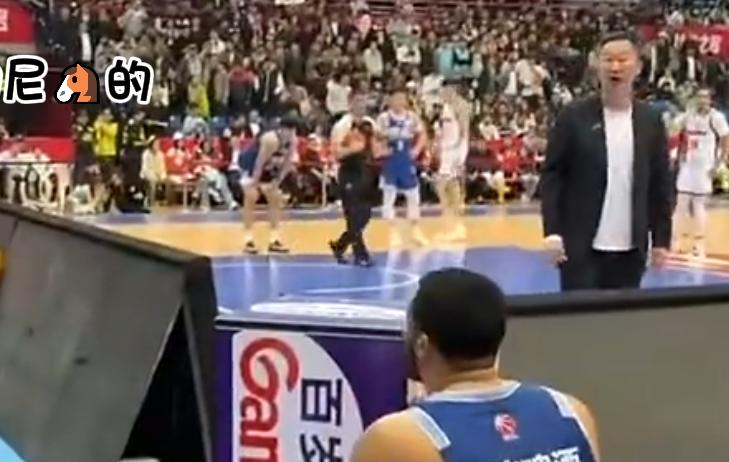 【CBA深度复盘】青岛加时崩盘:外援韦瑟斯庞关键时刻心理溃败的技术根源 体育新闻