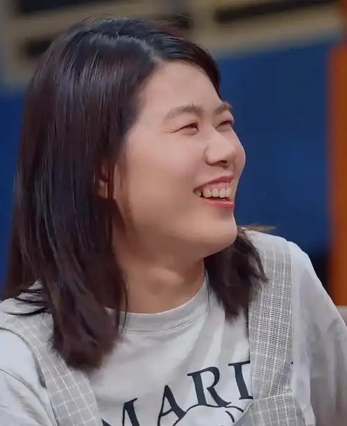  脱口秀言论边界的深度拆解——从杨笠事件透视冒犯艺术的底线与边界 娱乐新闻