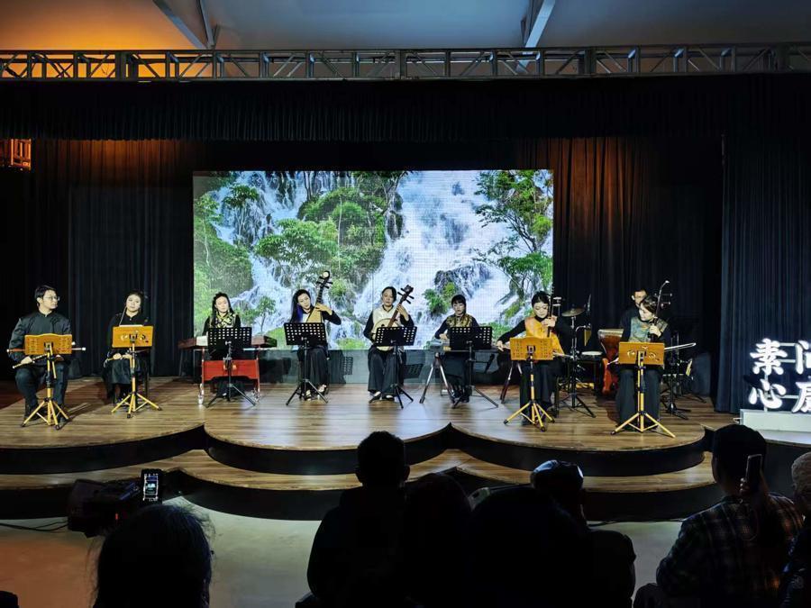  从古镇茶室到国际舞台：一项乡村文化IP的的技术演进路径 文化旅游