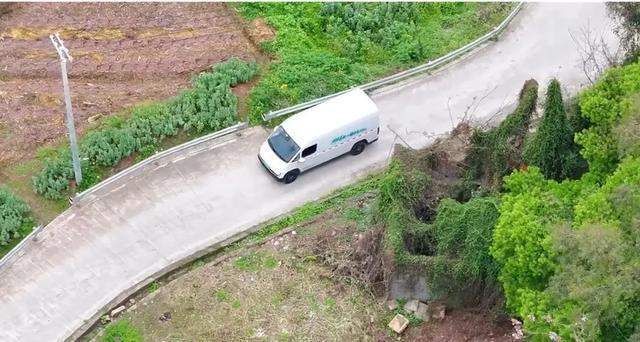  【技术深度】卡文乐福破解8D魔幻路况：460公里续航与12%动力提升背后的工程逻辑 汽车科技