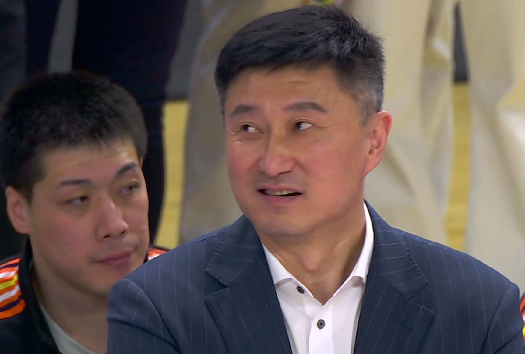  【技术深度】2米26身高背后的战术价值：徐昕如何用21+11+4重新定义CBA中锋标准 体育新闻